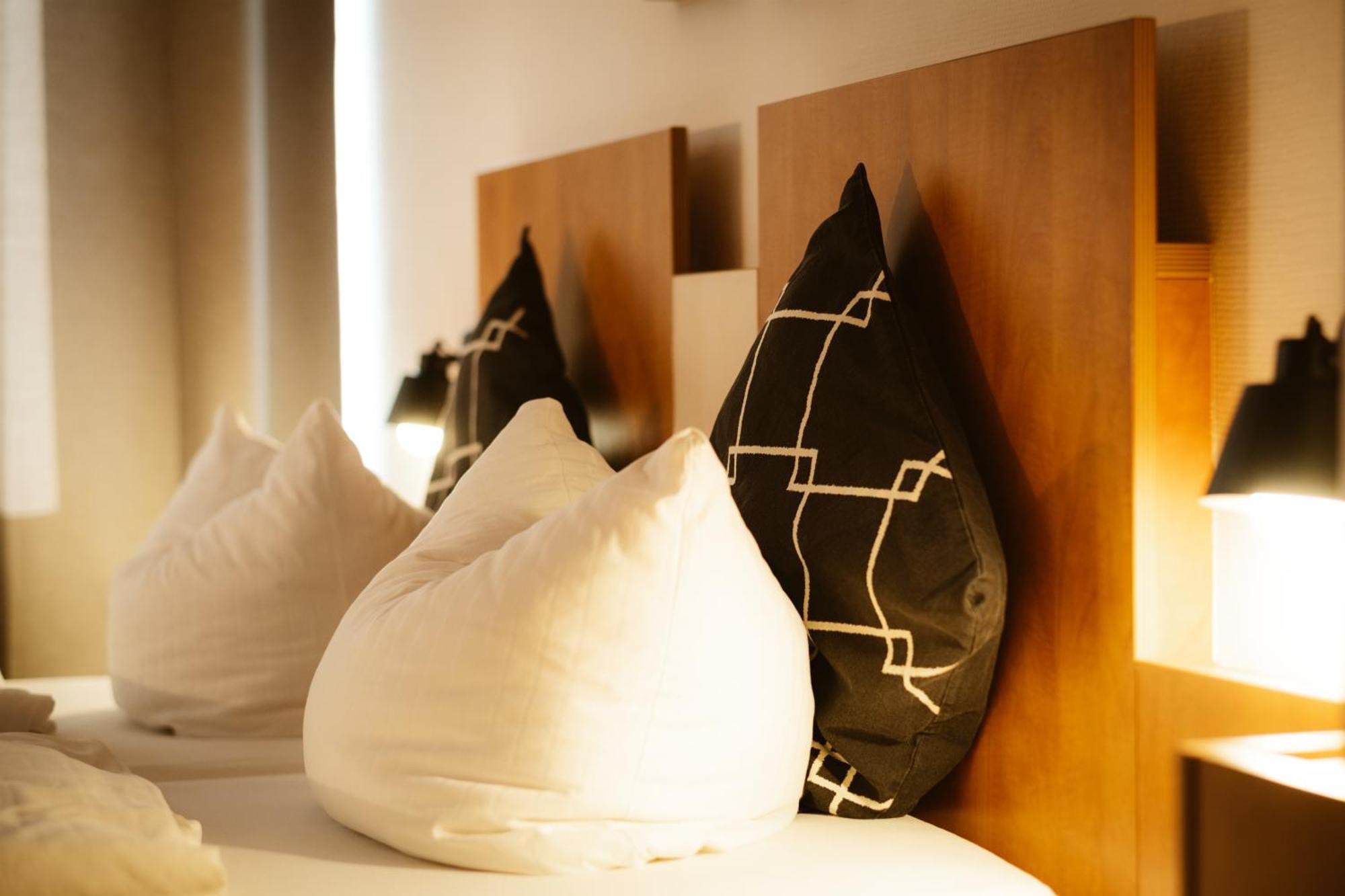 Hotel Rheinpromenade8 Еммеріх Екстер'єр фото